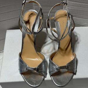 Chelsea Paris sliver leather upper/lining/sole stiletto. Made in Italy. EUC
